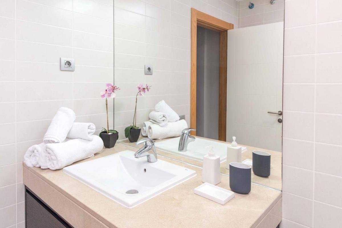 Lightbooking Piscina Privada Salobre Golf San Bartolomé المظهر الخارجي الصورة